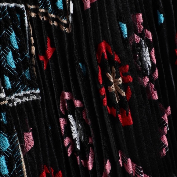 ERMANNO SCERVINO
Pleated Patterned Maxi Skirt Euro 40 - Picture 3 of 13